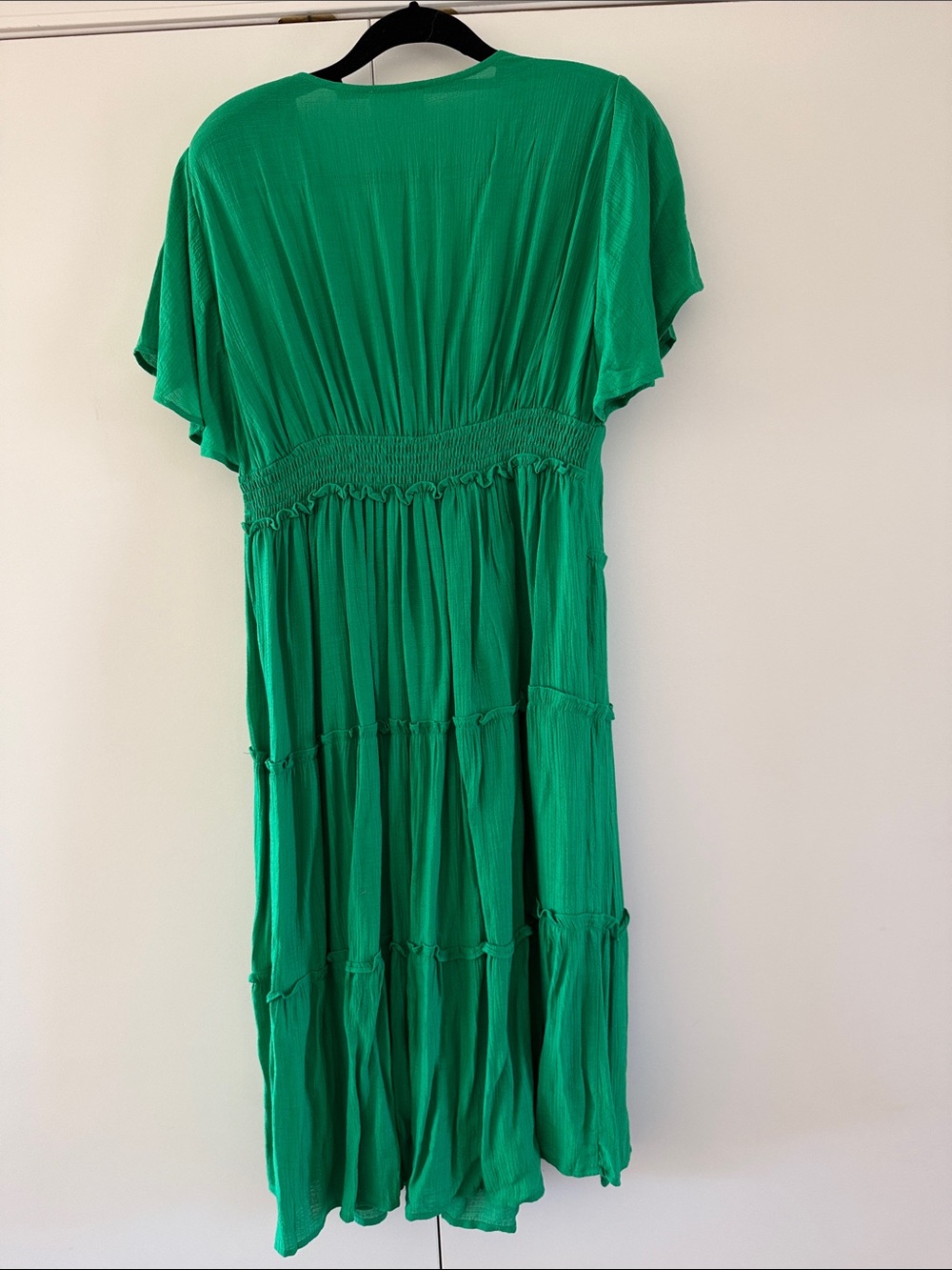 Emerald Tiered V-Neck Maxi Dress by - Picture 3 of 5